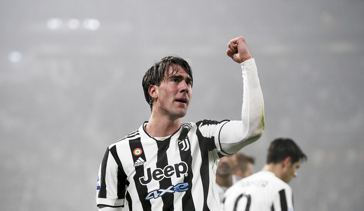 格里马尔多破门，勒沃库森队史第二次欧冠做客英格兰取得领先